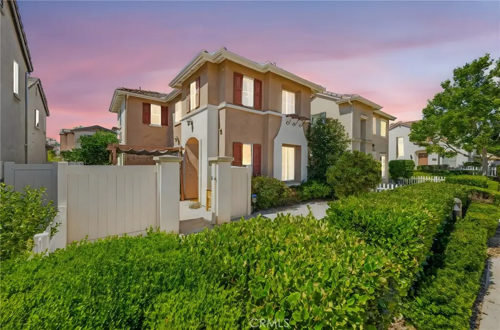 27620 Desert Gold Court, Murrieta, CA 92562 - #1