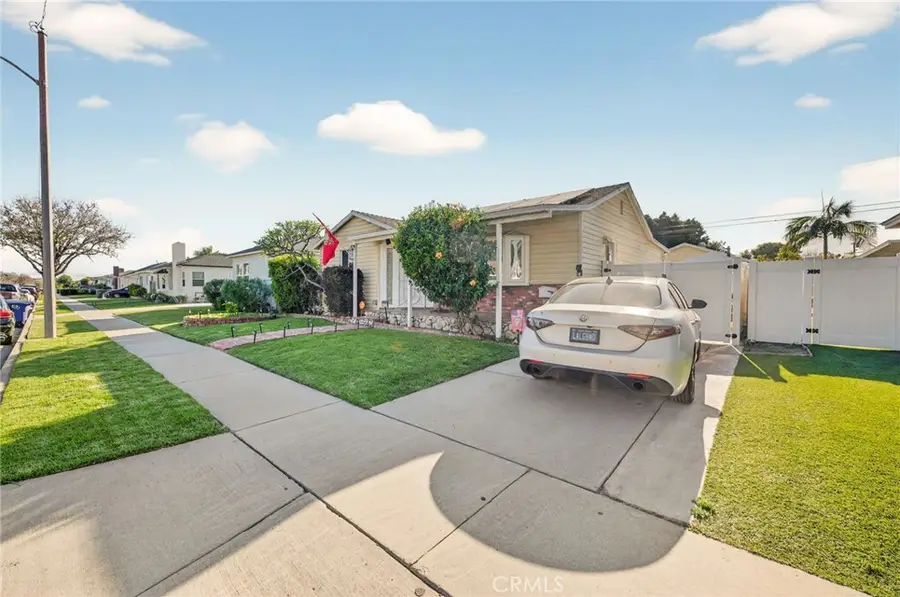6153 Briercrest Avenue, Lakewood, CA 90713 - #2