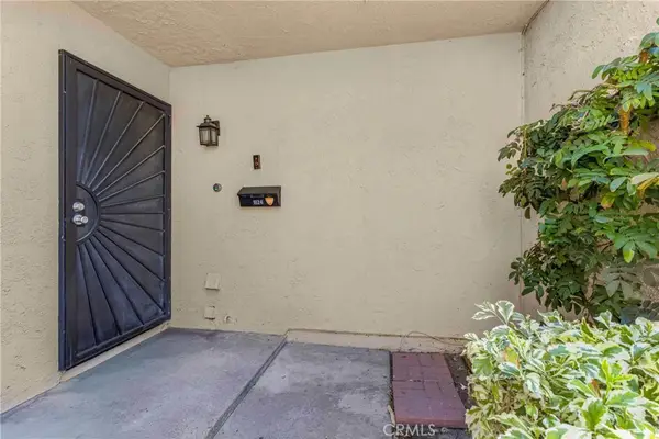 1124 S Clifpark #C37P, Anaheim, CA 92805