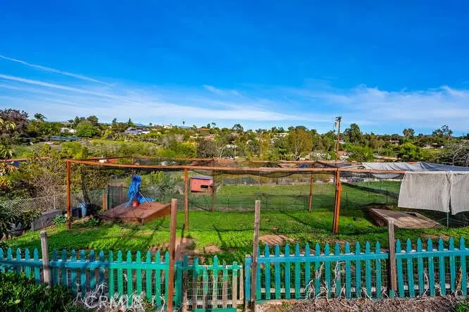 2913 Harris, Vista, CA 92084 - #3