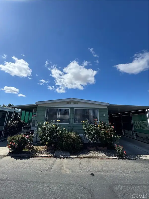 725 W Thornton #163, Hemet, CA 92543