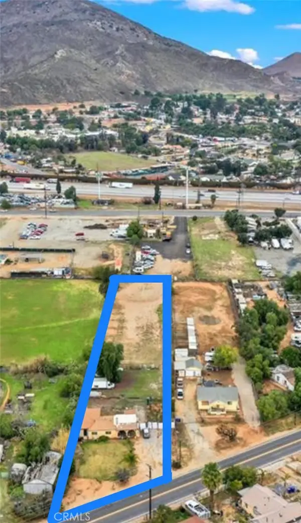 7081 Valley Way, Jurupa Valley, CA 92509