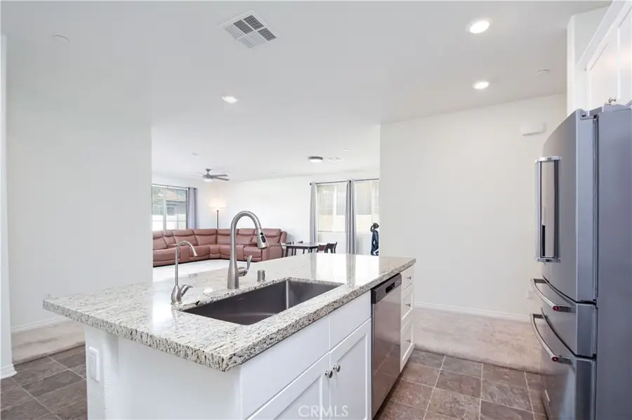 5274 Saloon, Hemet, CA 92545 - #3