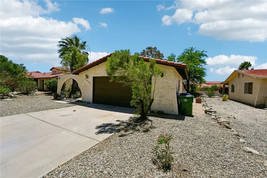64903 Oakmount Avenue, Desert Hot Springs, CA 92240 - #2