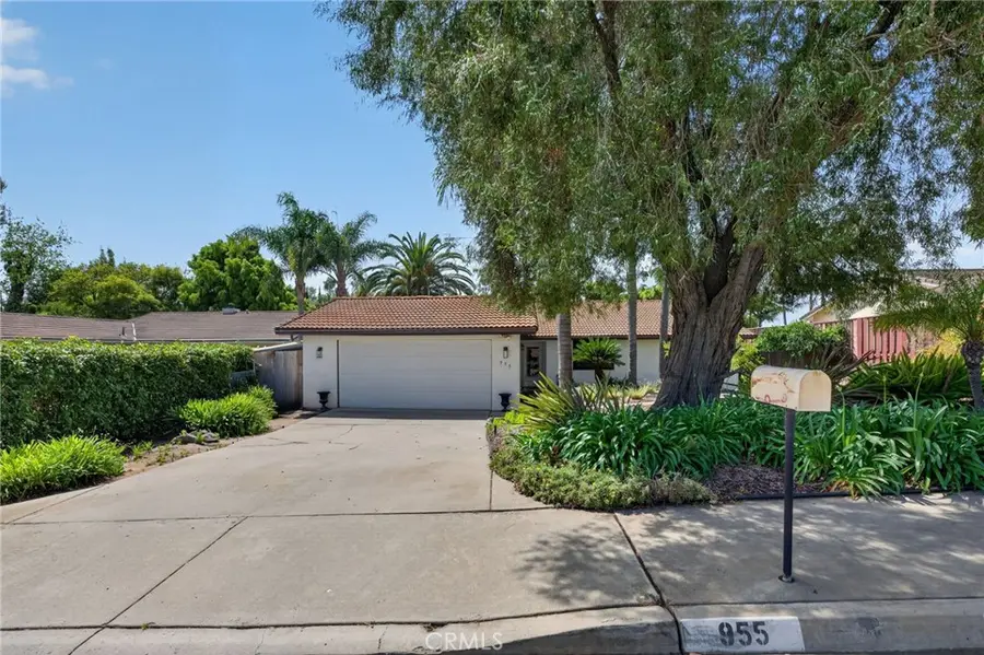 955 La Rue Avenue, Fallbrook, CA 92028 - #3