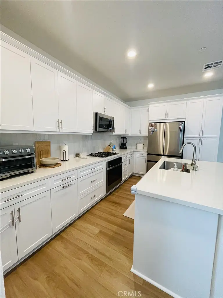 2004 Dewdrop, Upland, CA 91786 - #1