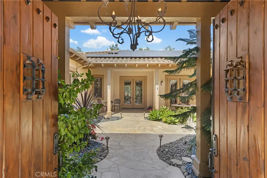 3349 Mendenaro Court, Fallbrook, CA 92028 - #2