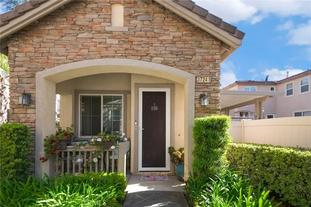 37241 Galileo Lane, Murrieta, CA 92563 - #1