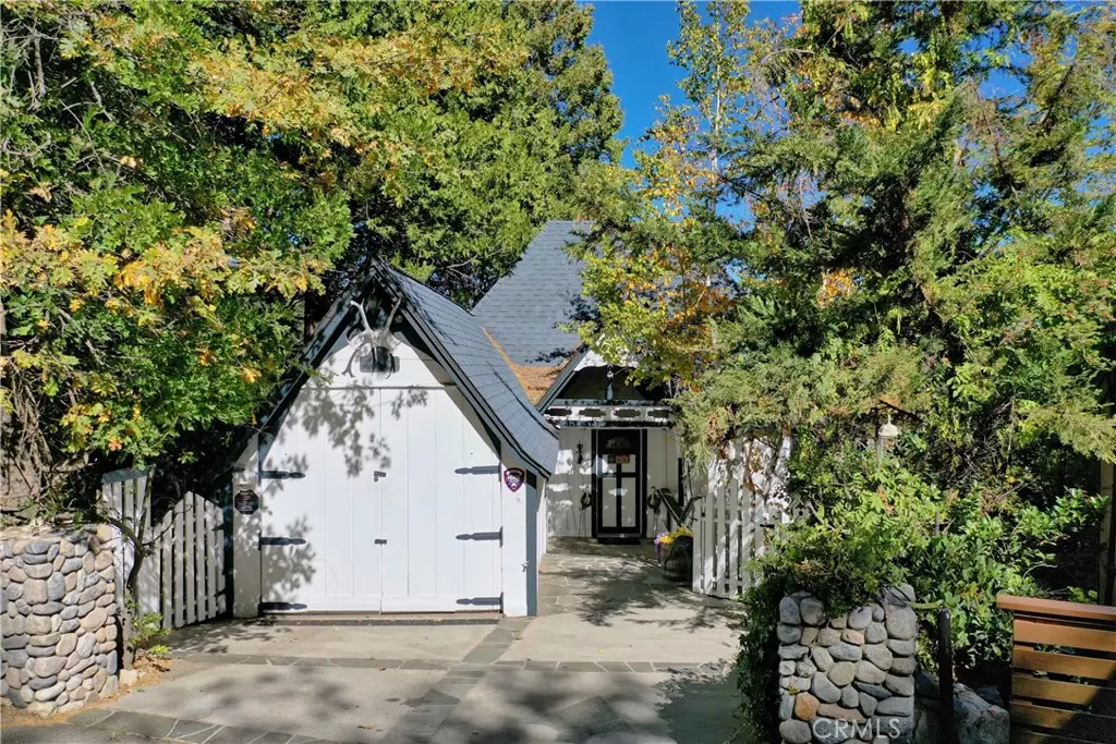197 Rocky Point Road, Lake Arrowhead, CA 92352 - #1