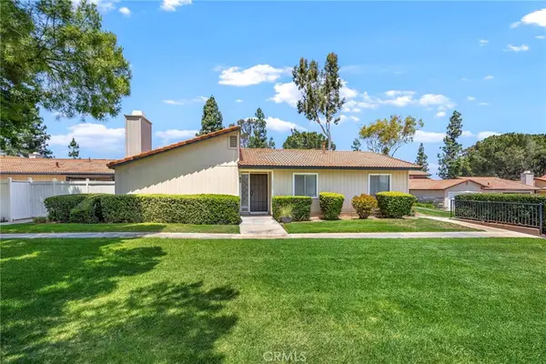 1103 Border, Corona, CA 92882