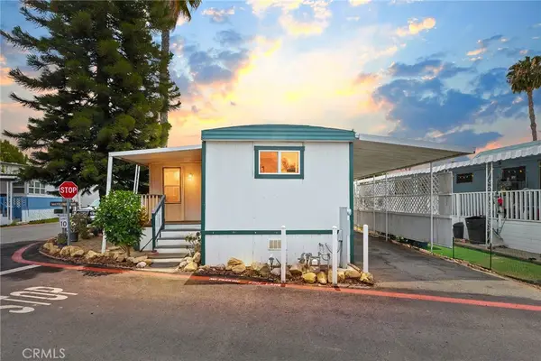17 Mayflower Ave, Escondido, CA 92027