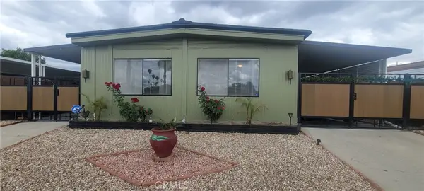 1625 W Johnston Avenue, Hemet, CA 92543