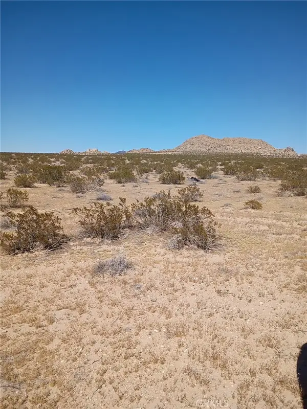 0 East End, Lucerne Valley, CA 92356