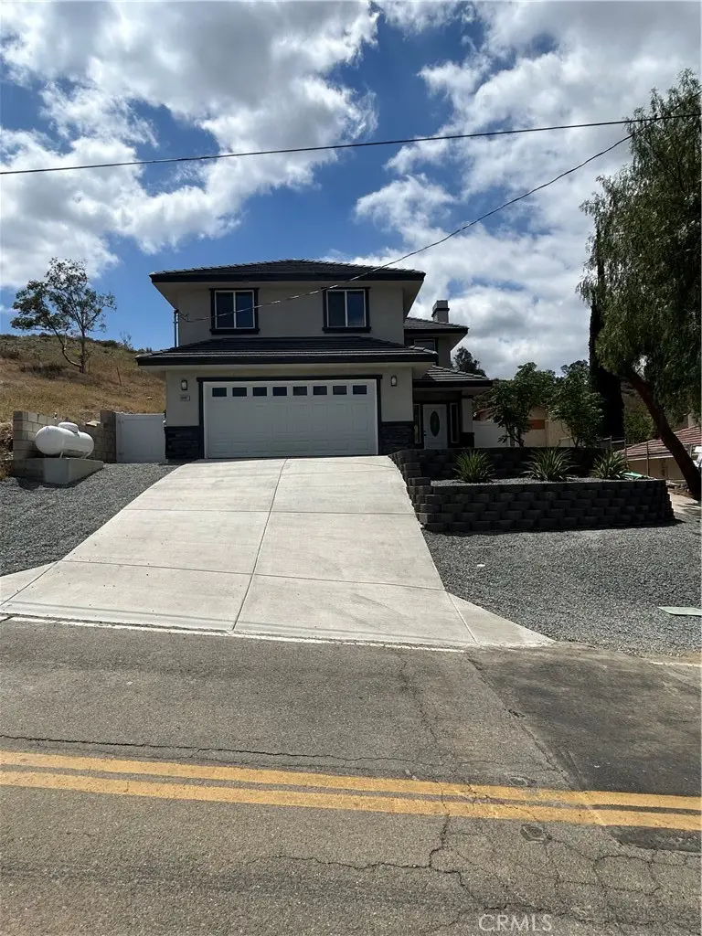 30492 Illinois Street, Lake Elsinore, CA 92530 - #2