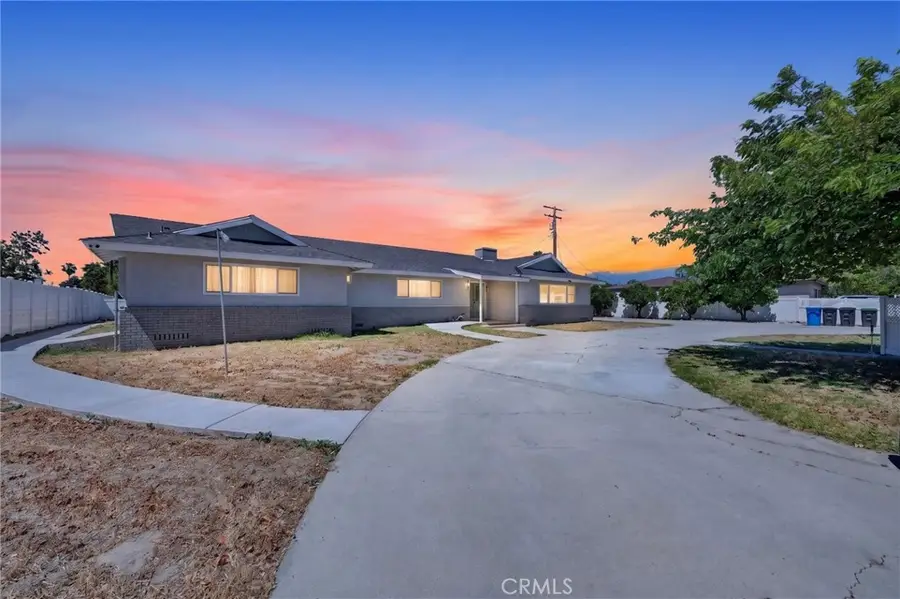 940 E Whittier, Hemet, CA 92543 - #3