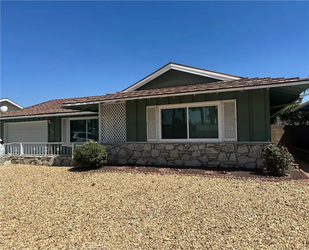 1420 W Whittier, Hemet, CA 92543 - #1