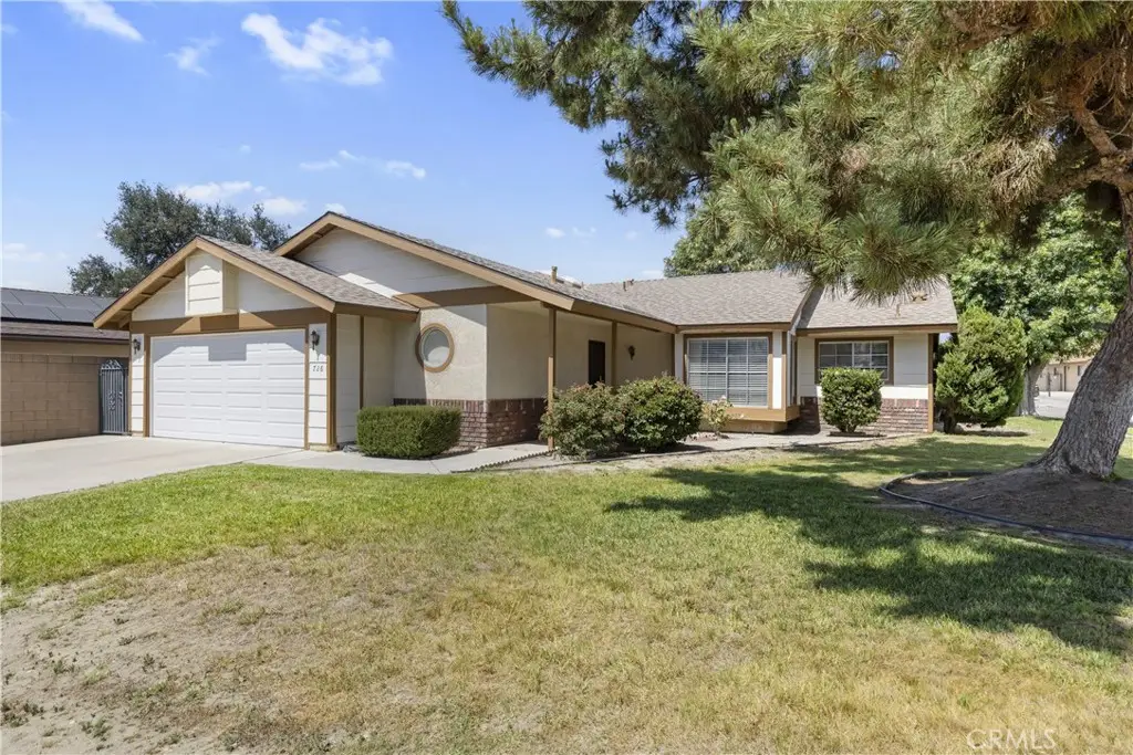 726 Piccadilly Square, Hemet, CA 92544 - #1