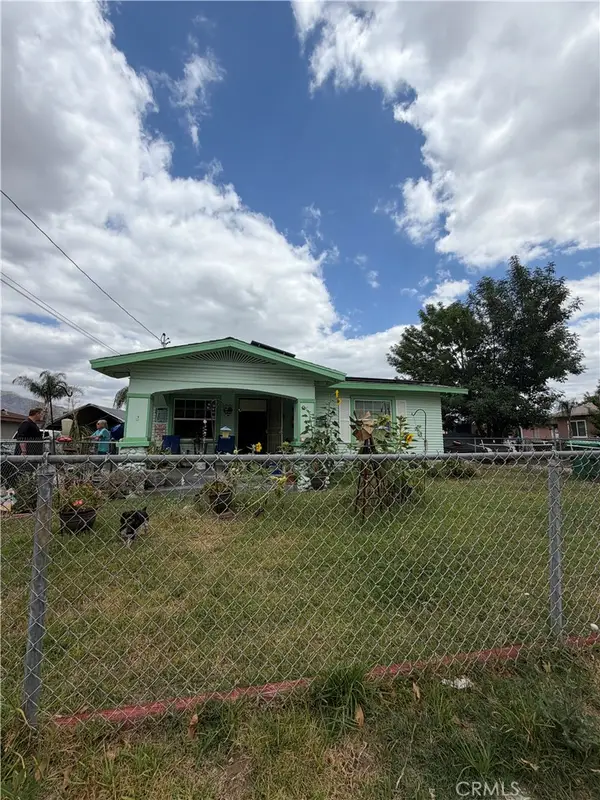 7379 San Francisco, Highland, CA 92346