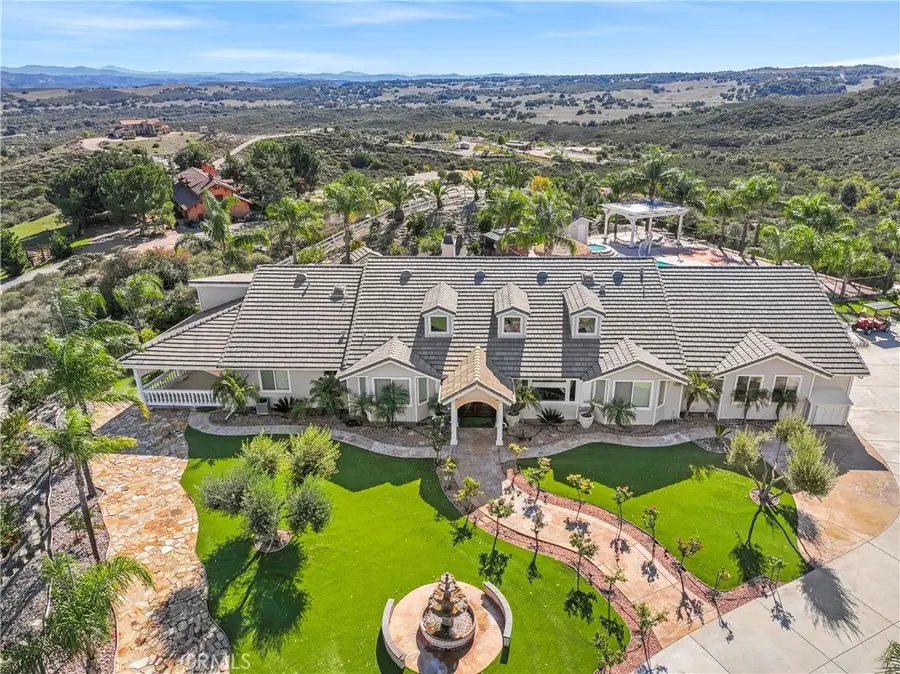 35751 Avenida La Cresta, Murrieta, CA 92562 - #2