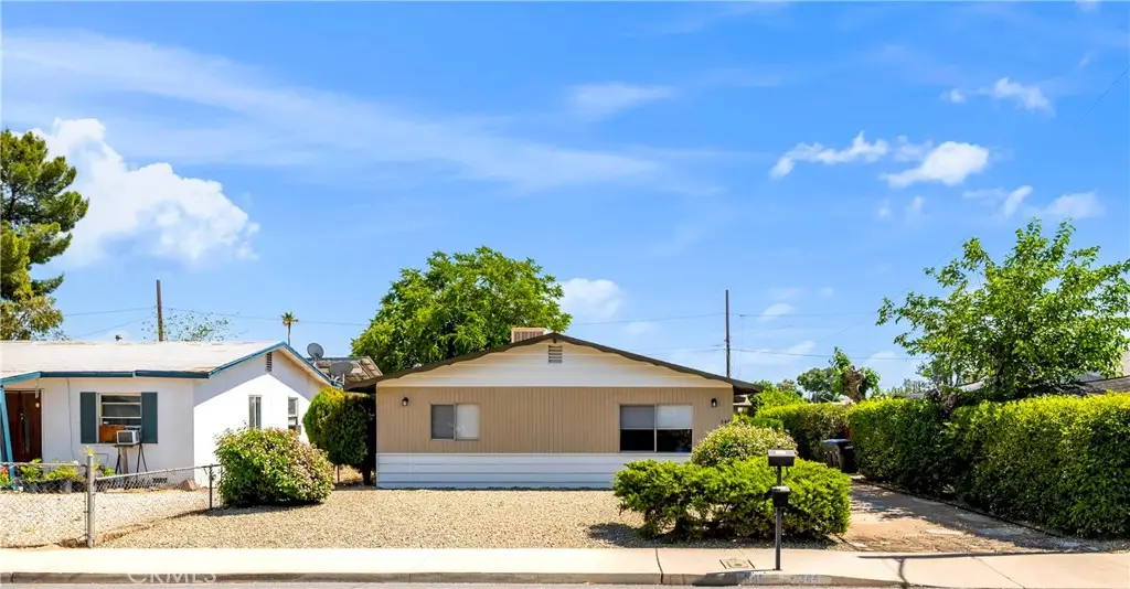 346 E 6th, San Jacinto, CA 92583 - #1