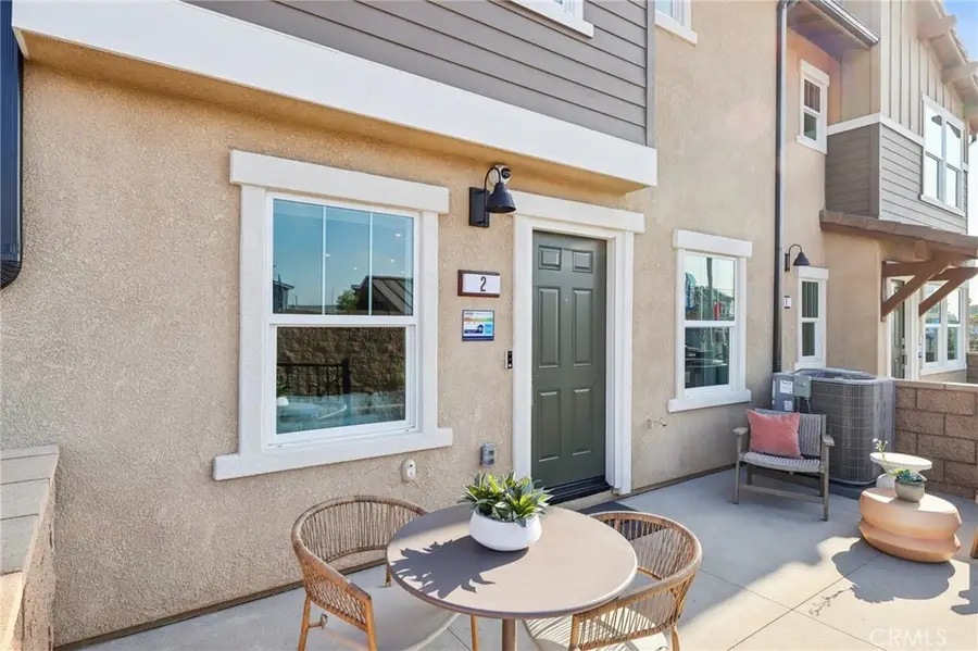 15575 April Dawn Way #3, Fontana, CA 92336 - #2