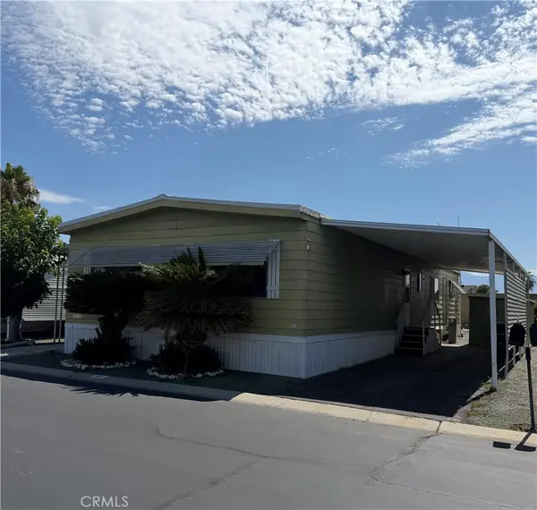 575 S Lyon Avenue #62, Hemet, CA 92543