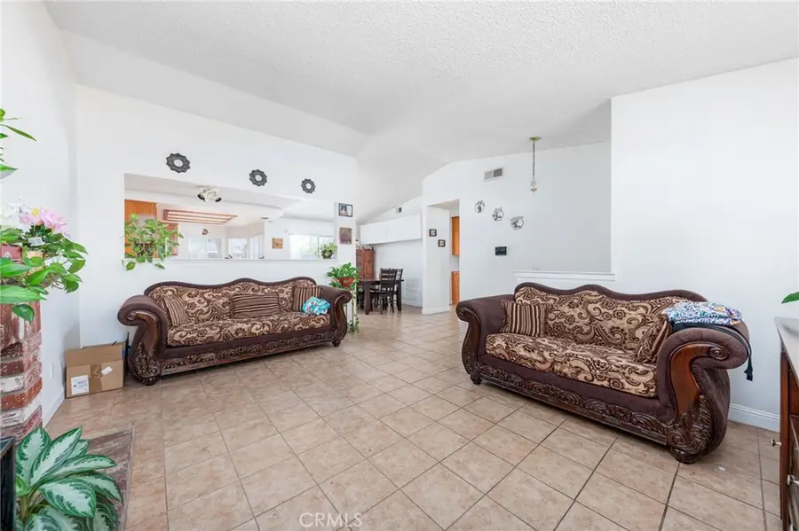 767 Traci, Hemet, CA 92543 - #3