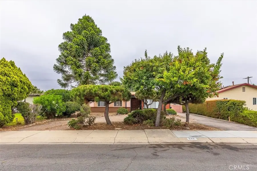 949 W Rosewood Court, Ontario, CA 91762 - #2