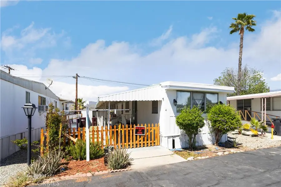 25521 N Lincoln Avenue #4, Hemet, CA 92544 - #3