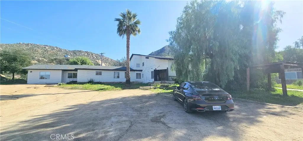 2100 S State, Hemet, CA 92543 - #1