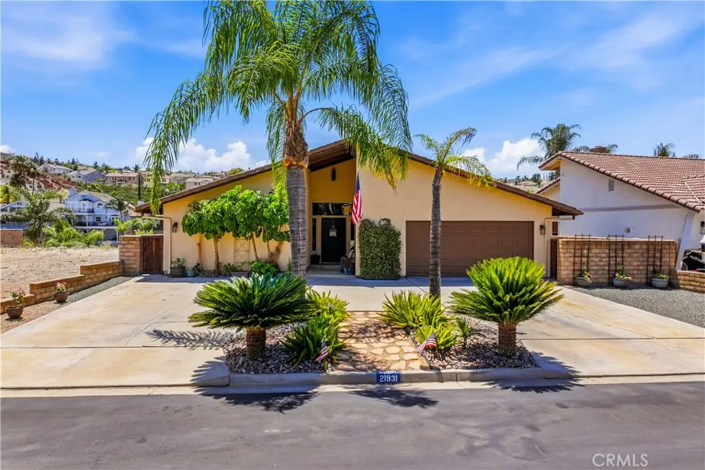 21931 Strawberry, Canyon Lake, CA 92587 - #1