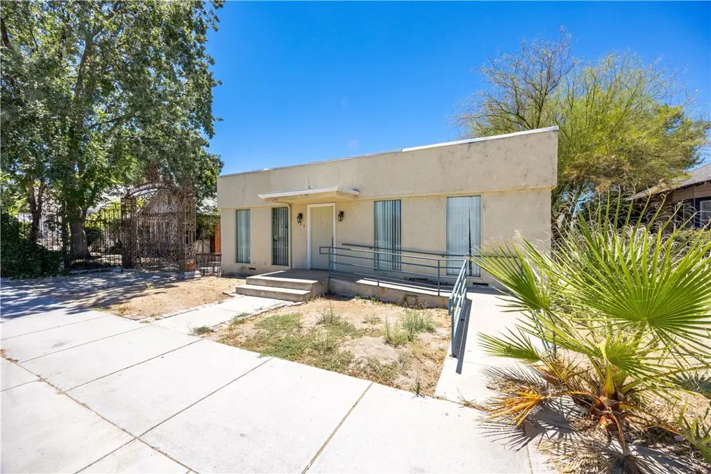 156 S Ramona, San Jacinto, CA 92583 - #1