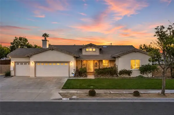 729 Smith, Hemet, CA 92544