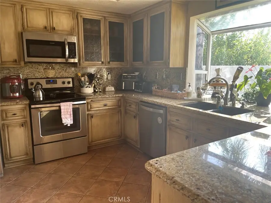 30027 Swan Point, Canyon Lake, CA 92587 - #3