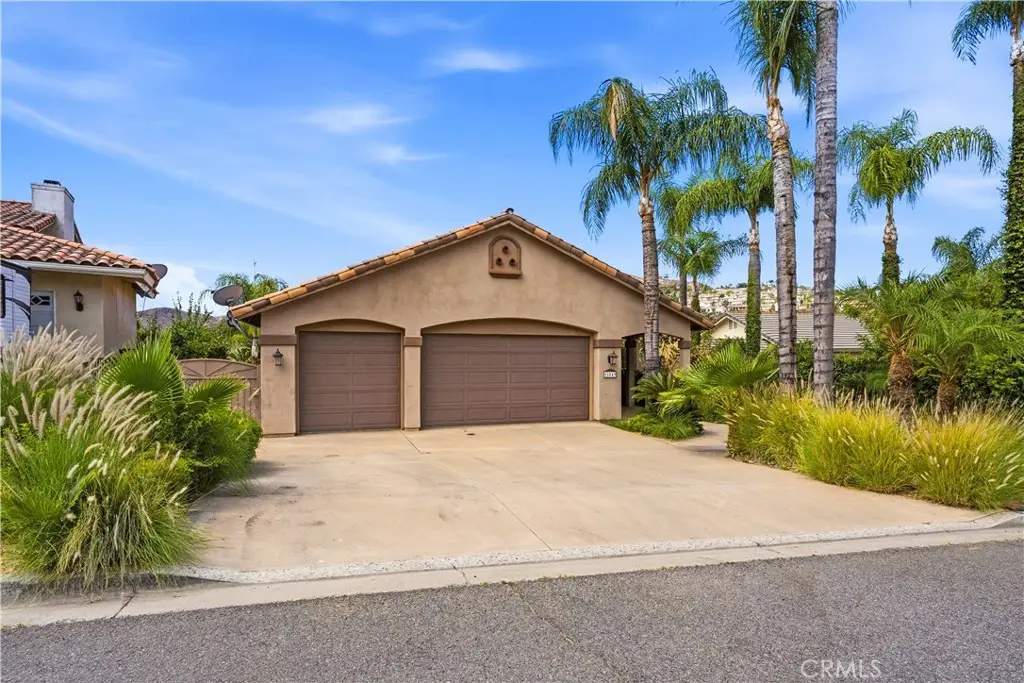22049 Loch Lomond, Canyon Lake, CA 92587 - #1