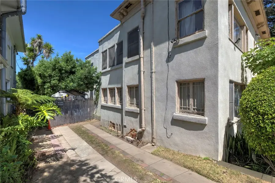 2523 5th Avenue, Los Angeles, CA 90018 - #3