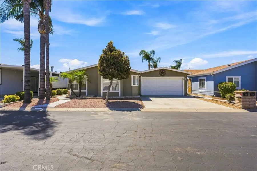 1250 N Kirby #207, Hemet, CA 92545 - #2