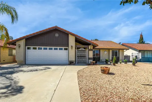 2115 Flame Tree, Hemet, CA 92545