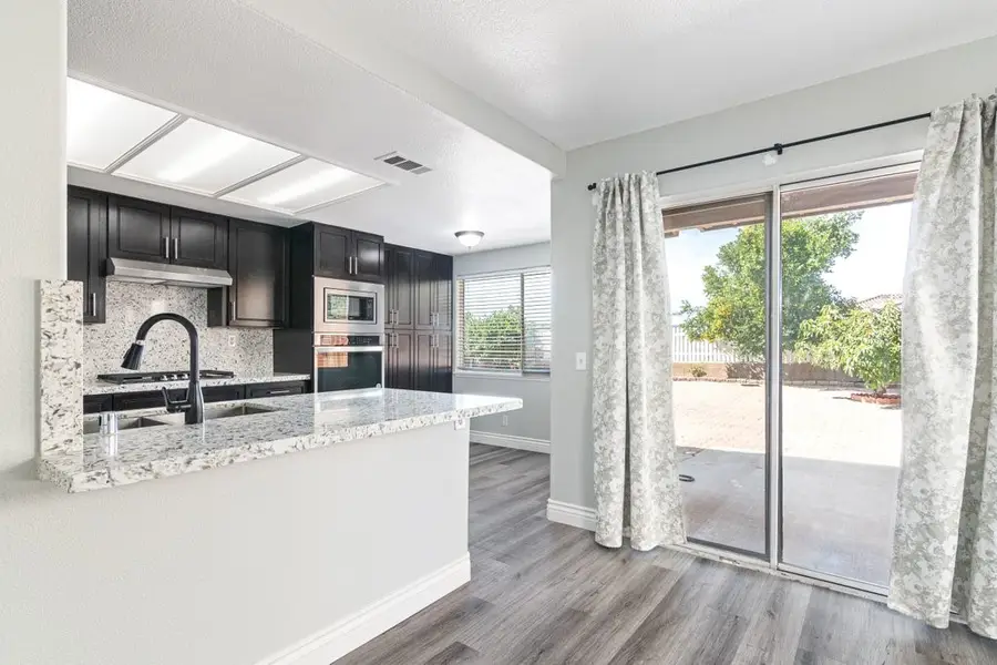 25077 Via Las Lomas, Murrieta, CA 92562 - #2