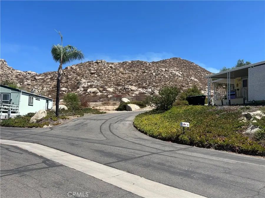 1700 #87 S State, Hemet, CA 92543 - #3