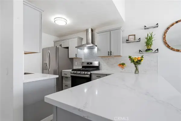 1109 Monroe, Lake Elsinore, CA 92530