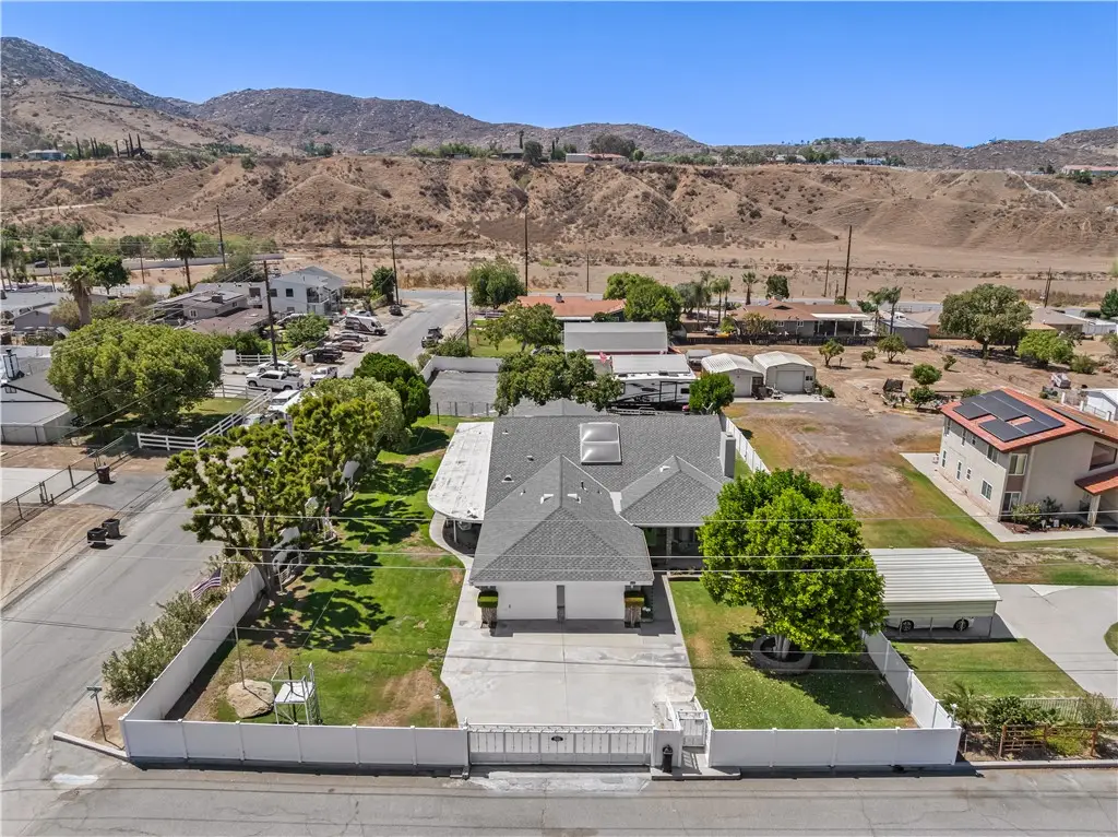 7081 Adams Avenue, Colton, CA 92324 - #1