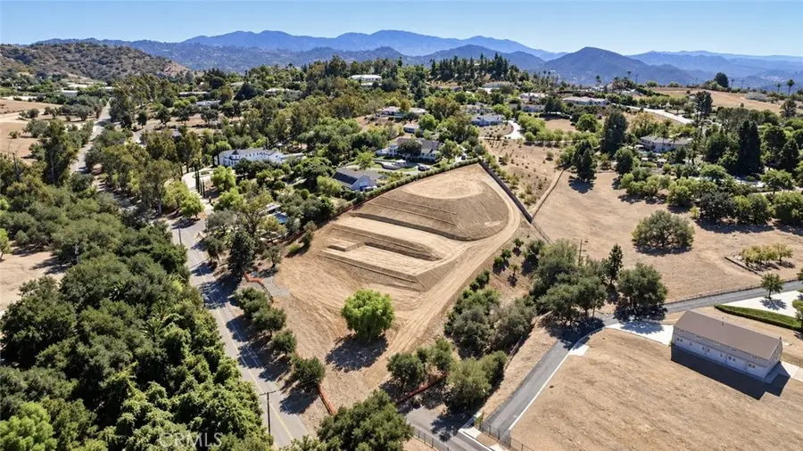 3261 Live Oak Park, Fallbrook, CA 92028 - #2