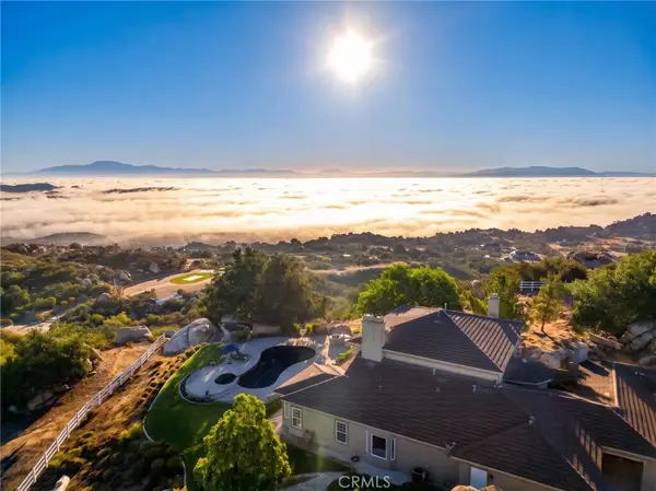 17650 Calle Pescar, Murrieta, CA 92562