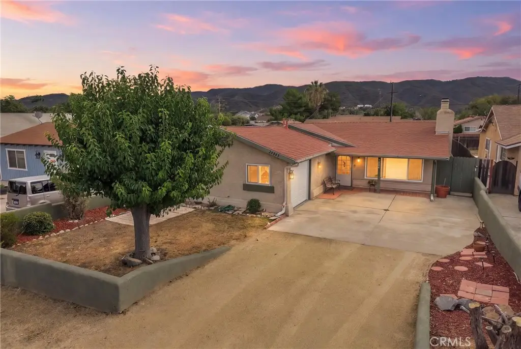 24843 1st Avenue, Murrieta, CA 92562 - #1
