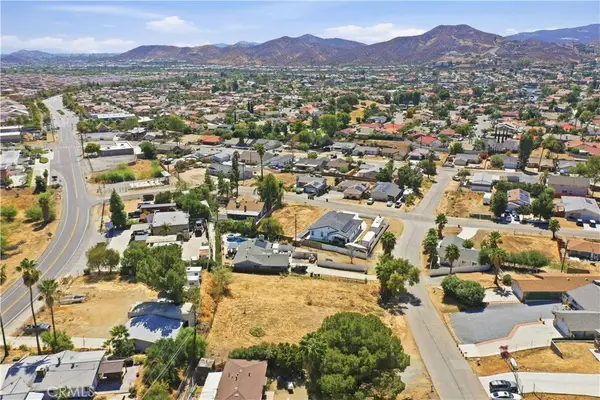 175 Platino Dr, Menifee, CA 92586