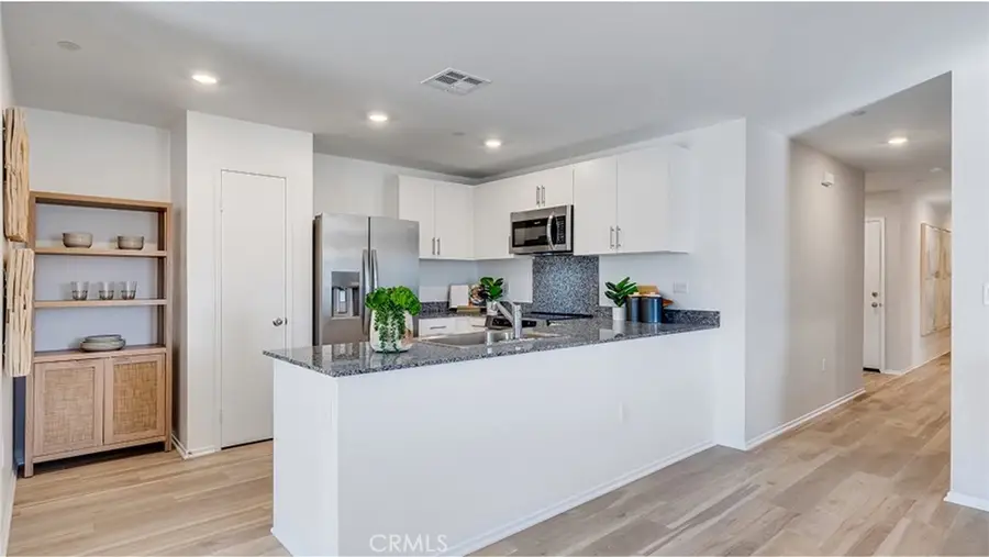 7518 Vassar Avenue, Hesperia, CA 92345 - #2