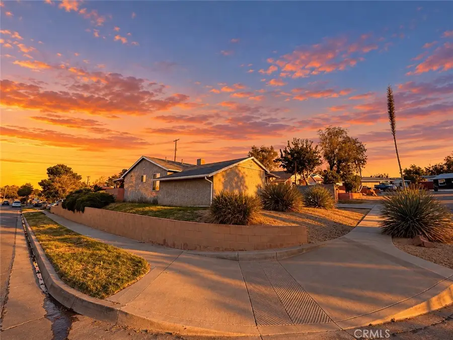 37442 4th St. E, Palmdale, CA 93550 - #3