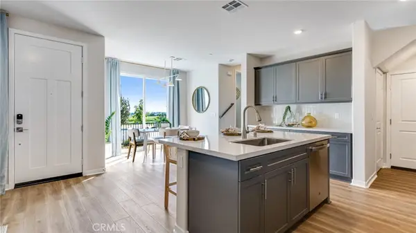 2887 E Amberley Privado, Ontario, CA 91762