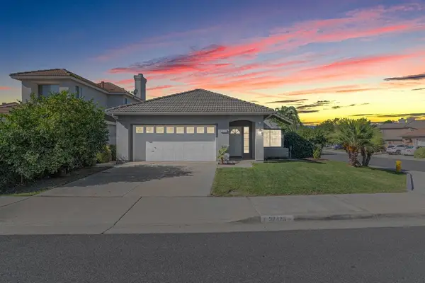 30423 Shoreline Drive, Menifee, CA 92584